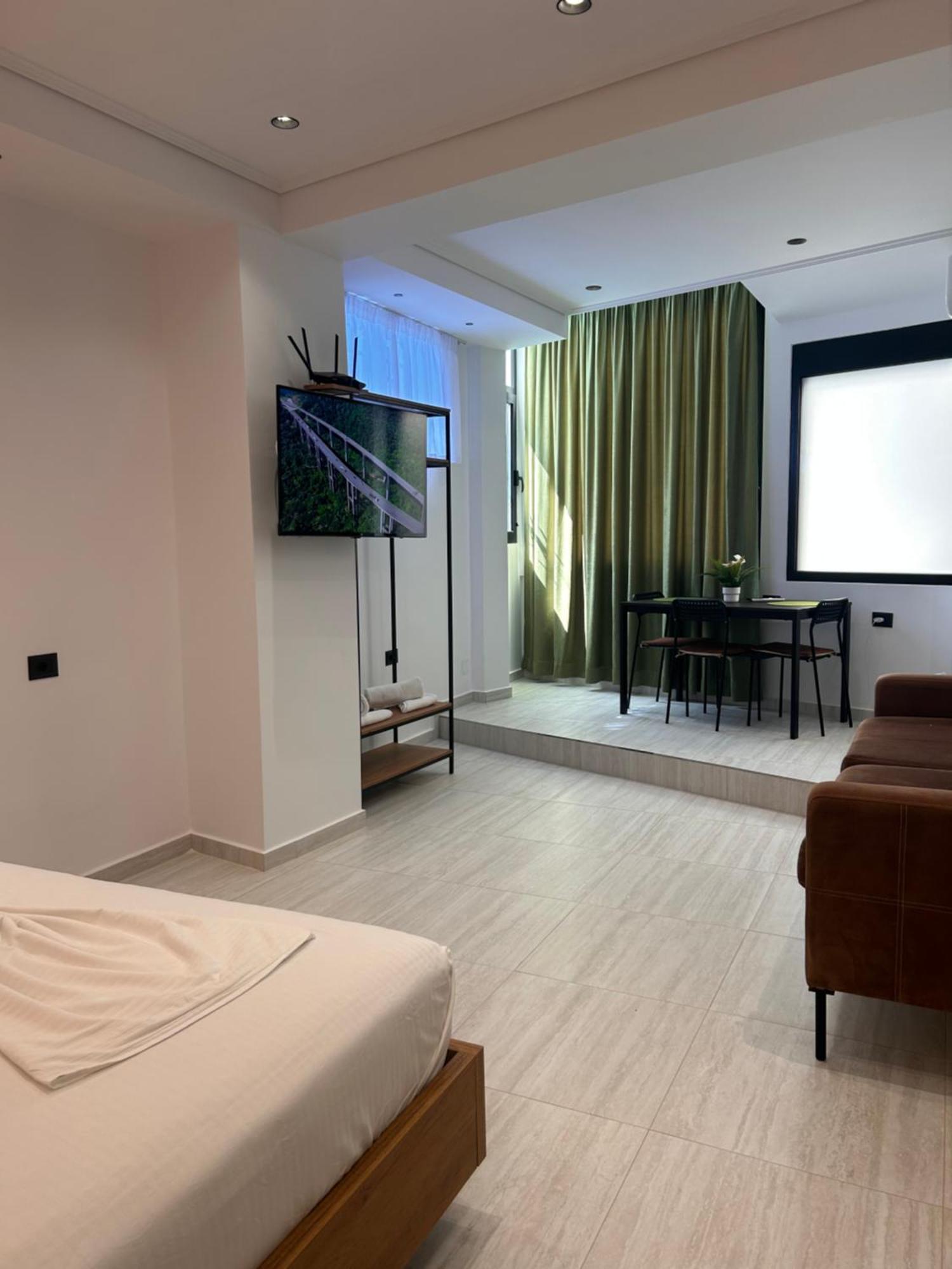 Crown Apartment Sarande Ngoại thất bức ảnh